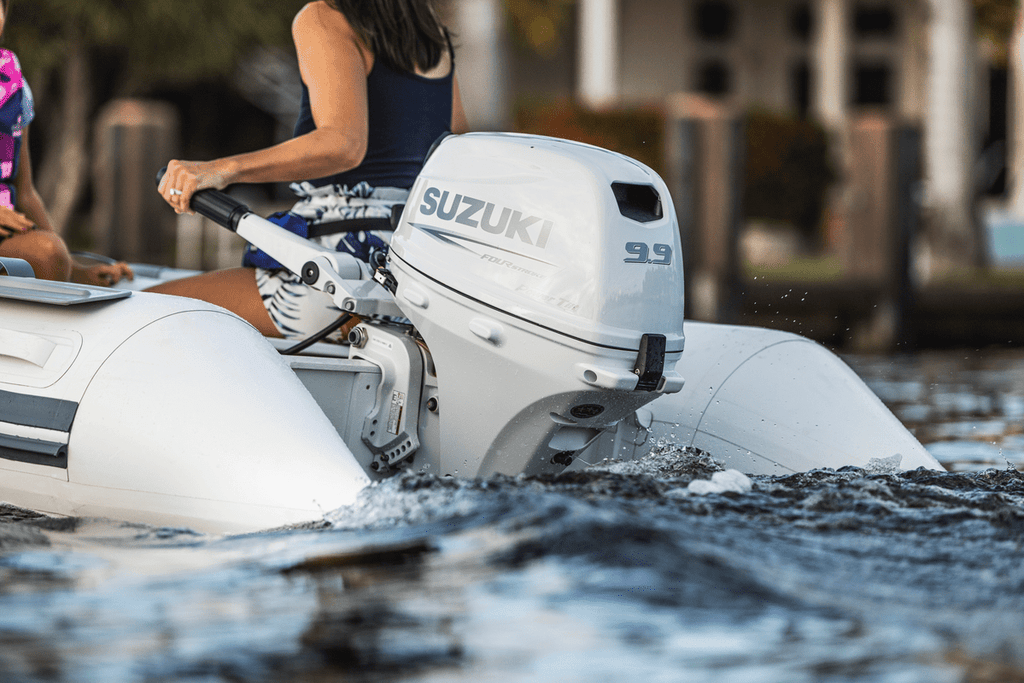 Suzuki 9.9 HP Outboard Motor - Model DF9.9BTHS5